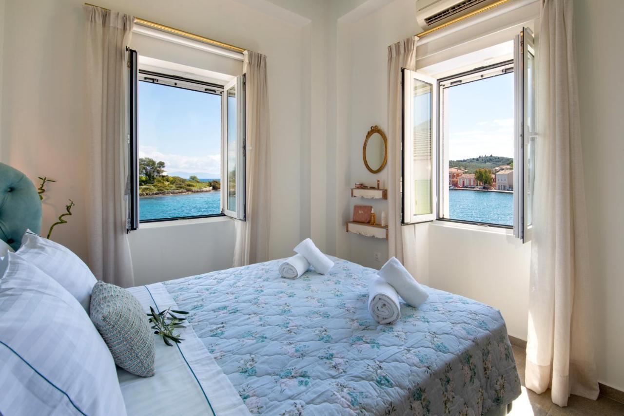 Sea Front Suite "Sea Tales" Gaios Exteriér fotografie