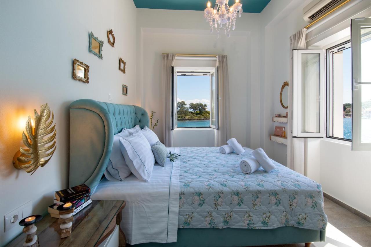 Sea Front Suite "Sea Tales" Gaios Exteriér fotografie